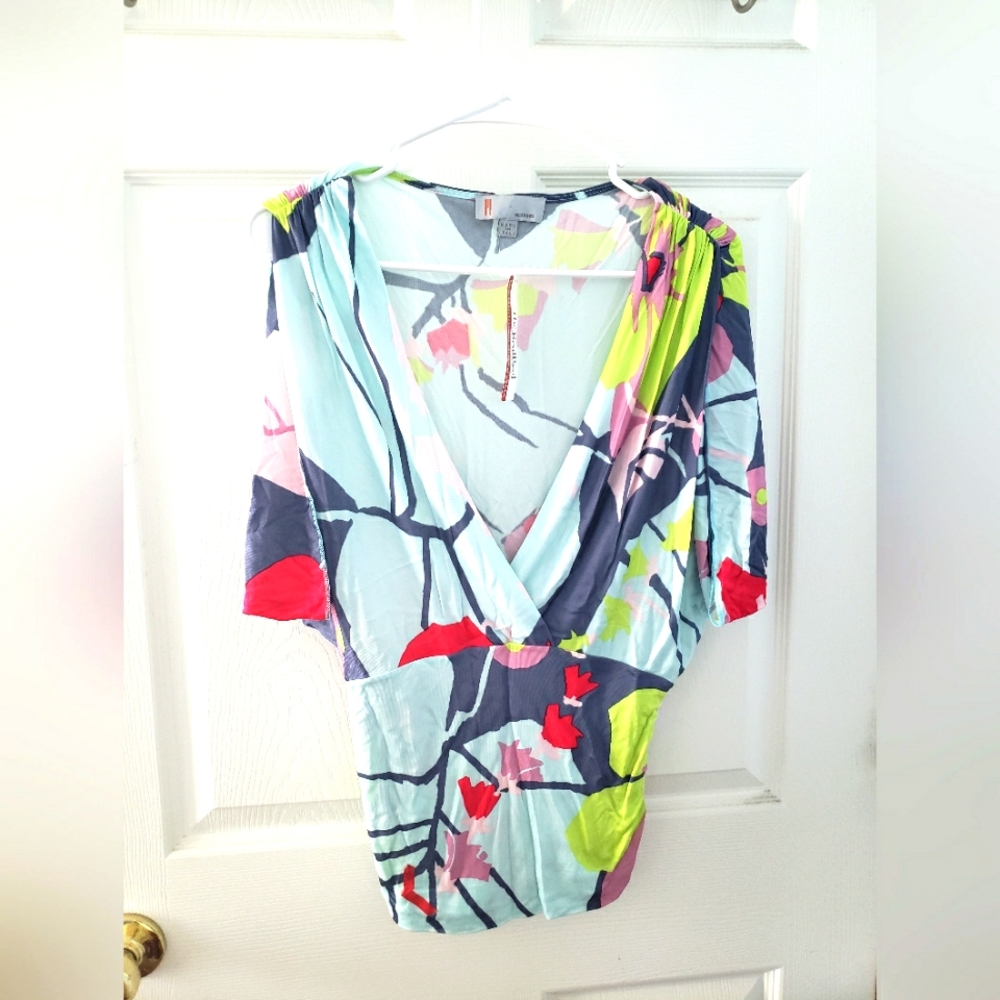 Womans Missoni top